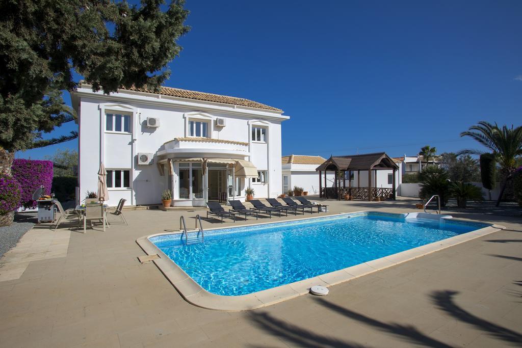 Villa Georgia Pernera Экстерьер фото